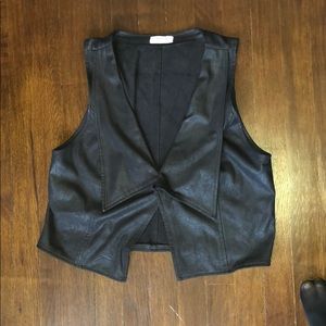 Black Cropped Leather Vest